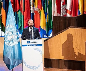 Armenian Foreign Minister Calls on International Community to Prevent Destruction of Armenian Heritage in Karabakh