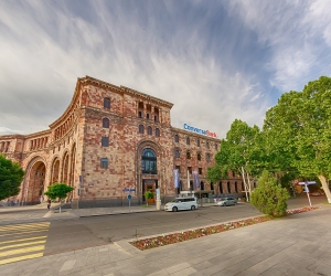 Մի հաջողության պատմություն-Հարդարելով տրամադրությունը