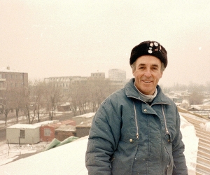 “I became a victim of Armenian hospitality”: Hetq Talks to Britisher Who Rushed to Armenia’s Aid After 1988 Spitak Earthquake