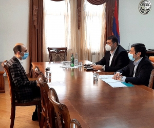 Արտակ Բեգլարյանը Հայ օգնության ֆոնդի ներկայացուցչի հետ քննարկել է առողջապահական որոշ ծրագրեր
