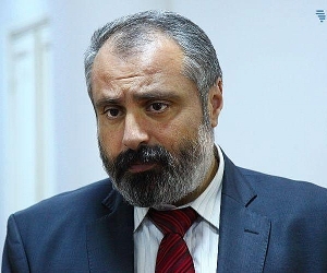 Արցախի ԱԳ նախարար Դավիթ Բաբայանն այցելել է մի շարք զորամասեր և առաջնագծի որոշ հատվածներ
