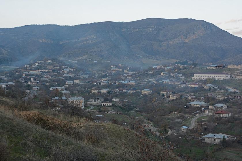 Ադրբեջանցիները 120 մմ ականանետից 2 արկ են արձակել Արցախի Խնապատ գյուղի վրա
