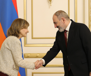 Pashinyan, OSCE Media Freedom Representative Meet