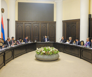 Փոխվարչապետ Համբարձում Մաթևոսյանը հանդիպել է մարզպետներին