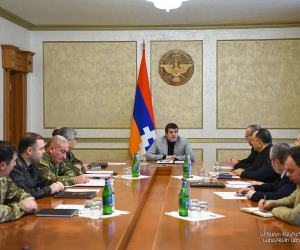 Արայիկ Հարությունյանն աշխատանքային խորհրդակցություն է հրավիրել