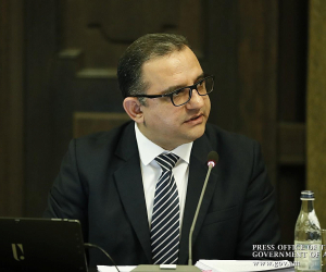 Remittances from Russia to Drop 40%, Says Armenian Finance Minister