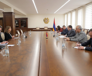 Սուրեն Պապիկյանն ընդունել է անհայտ կորածների հարցերով զբաղվող միջազգային հանձնաժողովի պատվիրակությանը