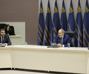 Премьер-министр Пашинян представил аппарату МЧС новоназначенного министра
