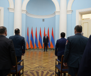 Հանրապետության նախագահ Վահագն Խաչատուրյանը պետական պարգևներ է հանձնել և շնորհավորել Ոստիկանության օրվա առթիվ