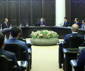Փաշինյանը բացարձակ ռեկորդ է համարում մարտին գրանցված վճարվող աշխատատեղերի թիվը