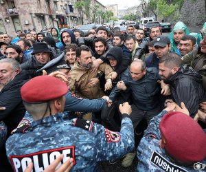 Armenian Political Opposition Calls on Yerevan Residents to Join Protests