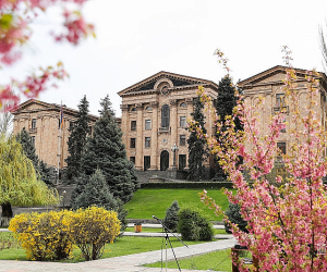 ԱԺ ճեպազրույցները՝ ուղիղ հեռարձակմամբ