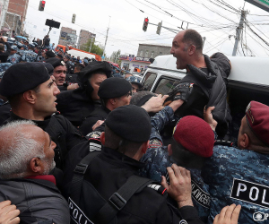 Подвергнутые приводу граждане и доставленные на штрафплощадку автомобили: акции протеста, день 22-й 