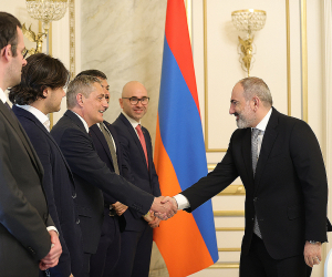 Премьер-министр Пашинян принял представителей парламентской группы дружбы Италия-Армения
