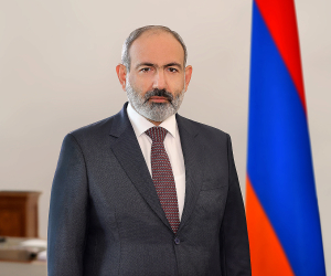 Pashinyan Congratulates Graduating Highschoolers: Urges Them to Work for Betterment of World, Armenia