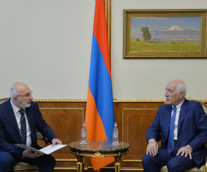 Armenian President, All-Armenian Fund Director Discuss Ongoing Programs