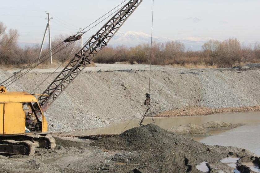 Վարչական, բայց ոչ քրեական պատասխանատվություն՝ Արաքսի ողողատներից ավազի արդյունահանման դեպքում