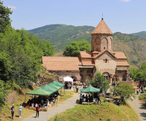 Կապանում նշել են Վահանավանք վանական համալիրի հիմնադրման 1111–ամյակը
