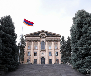 Մեկնարկել է ԱԺ պաշտպանության եւ անվտանգության հարցերի մշտական հանձնաժողովի արտահերթ նիստը (ուղիղ)
