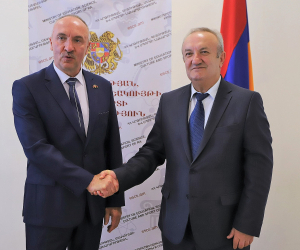 Վահրամ Դումանյանն ընդունել է ՀՀ-ում Բելառուսի դեսպանին