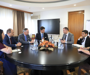 Վահան Քերոբյանն ընդունել է «Ցե-Կվադրատ Ամպեգա Ասեթ Մենեջմենթ Արմենիա» ընկերության ներկայացուցիչներին