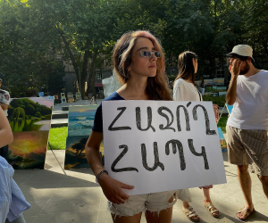Yerevan Protesters Demand Armenia's Withdrawal from CSTO