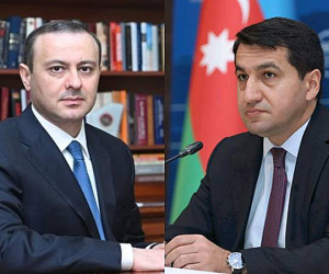 Arman Grigoryan, Hikmet Hajiyev Meet at White House