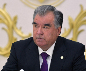Tajik President Criticizes Putin for Continuing Soviet "Non-Respect" Policy Towards Central Asia