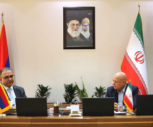 Armenian Finance Minister in Iran for Trade, Banking Talks