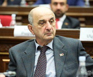 Призыв Вигена Хачатряна послу РФ: “Пусть поедет в Лачин, их государство позорится” 