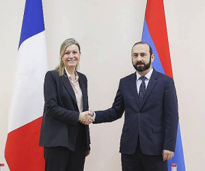 Armenian Foreign Minister, French National Assembly Prez Meet in Yerevan