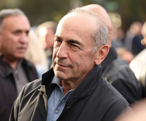 «Ուզում եմ հավատալ, որ Հայոց բանակը վերանվաճելու է Հայաստանի և Արցախի անվտանգության երաշխավորի դիրքերը». Ռ. Քոչարյան