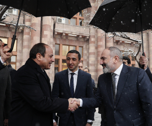 Pashinyan, El-Sisi Meet in Yerevan