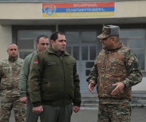 Սուրեն Պապիկյանն այցելել է N զորամաս