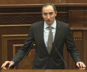 Պատգամավորի՝ ռազմարդյունաբերությանը վերաբերող հարցերին նախարարը հրապարակային տեղեկություններ չտվեց