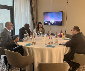 Նարեկ Մկրտչյանը հանդիպել է ԱՄԿ ղեկավար Գիլբերտ Հունգբոյի հետ