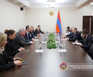 Արմեն Գրիգորյանն ընդունել է Ստեֆանո Տոմատի գլխավորած պատվիրակությանը