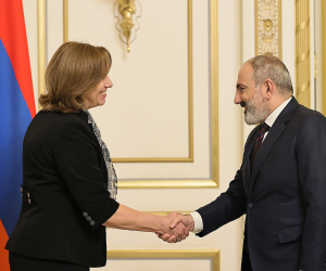 Փաշինյանն ընդունել է Հայաստանում ԱՄՆ նորանշանակ դեսպան Քրիստինա Քվինին