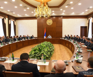 Artsakh President Dismisses Vardanyan as State Minister