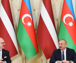 Peace Treaty: Aliyev Urges Armenia “Not to Waste More Time”