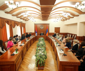 Արցախի Պետնախարարն ընդունել է ռուսական համայնքի ներկայացուցիչներին