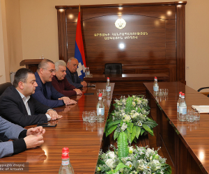 ԱՀ խորհրդարանում հանդիպել են նորանշանակ պետնախարար Գուրգեն Ներսիսյանին