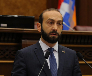 No Negotiations on Lachin Corridor Checkpoints, Says Armenian Foreign Minister