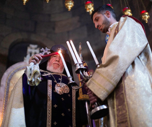 Սուրբ Հարության Ճրագալույցի Պատարագը Սուրբ Գայանե վանքում