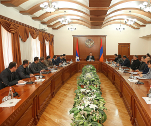 Արցախի պետնախարարը խորհրդակցություն է հրավիրել բնակչությանը կտրոնային ապրանքների և վառելիքի իրացման հարցերի շուրջ