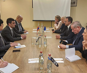 Արցախի ԱԳ նախարարը հանդիպել է Ֆրանսիայի Սենատի «Հանրապետականներ» խմբակցության ղեկավարի հետ