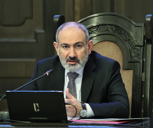 Pashinyan Calls for International Fact-Finding Mission to Karabakh
