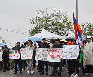Artsakh Residents Demand Removal of Azerbaijani Checkpoint