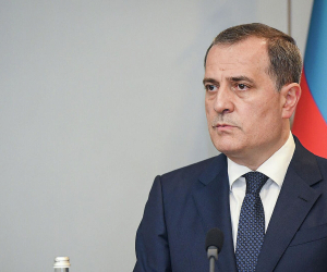 Խաղաղության պայմանագրի նախագծի ուղղությամբ առաջընթացը չի արդարացրել Բաքվի սպասումները. Ջեյհուն Բայրամով