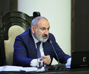 Pashinyan Hopeful for Peace Treaty Following Brussels Meeting